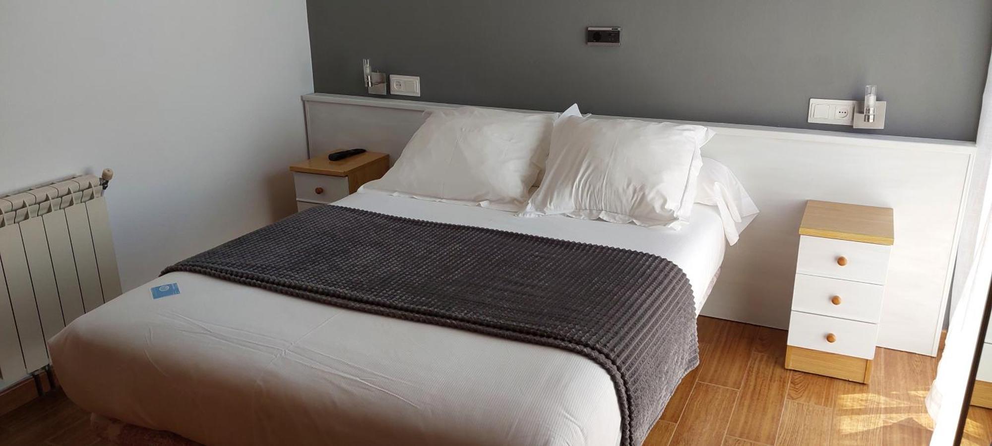 Hotel La Casa Del Abuelo 타피아 데 카사리에고 외부 사진