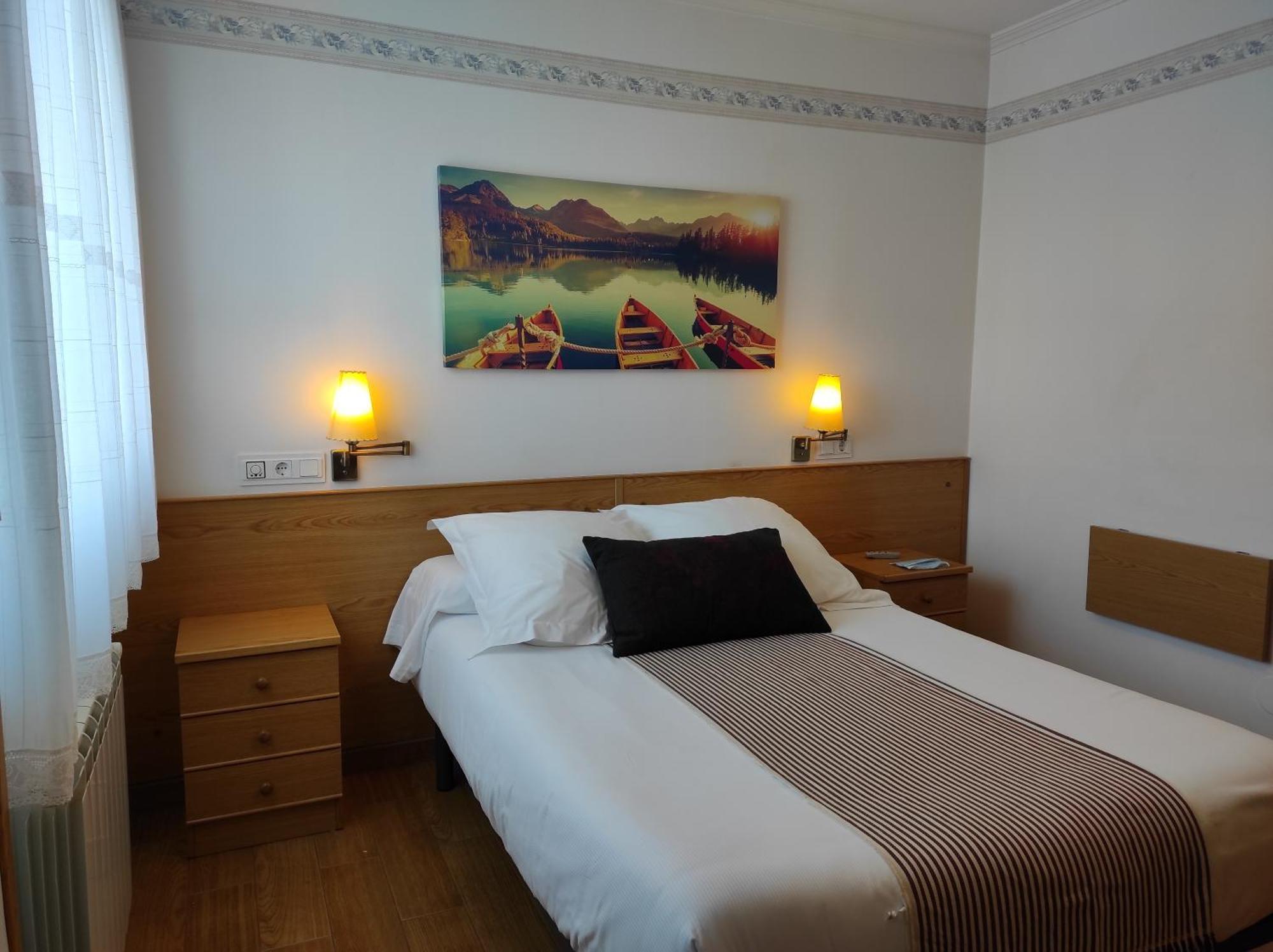 Hotel La Casa Del Abuelo 타피아 데 카사리에고 외부 사진